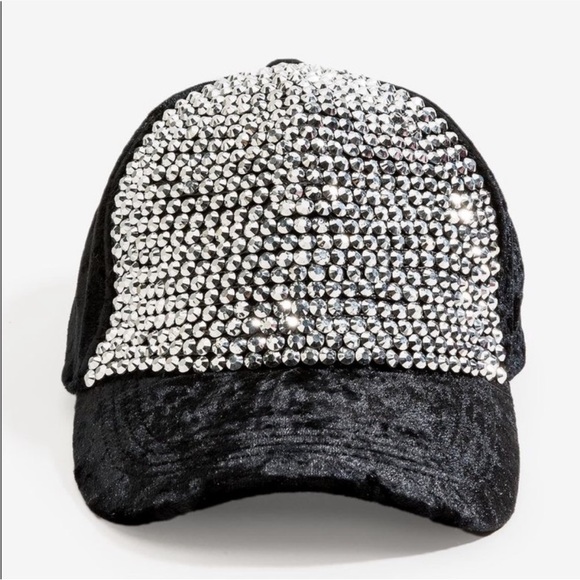 Bejeweled Velvet Cap! - Picture 7 of 7